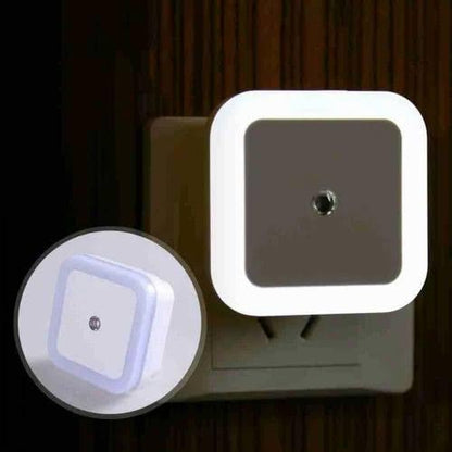 8716